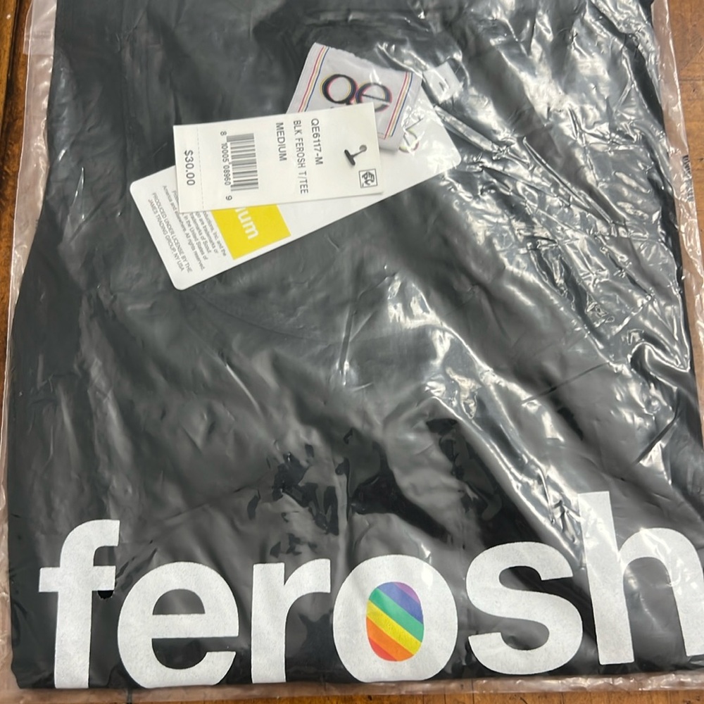 Queer Eye size Medium tshirt